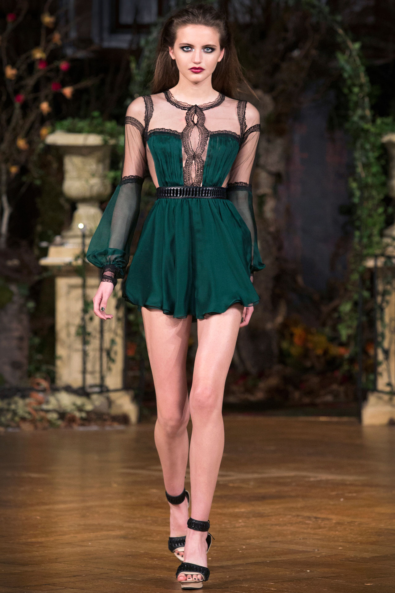 AW16  LOOK 7