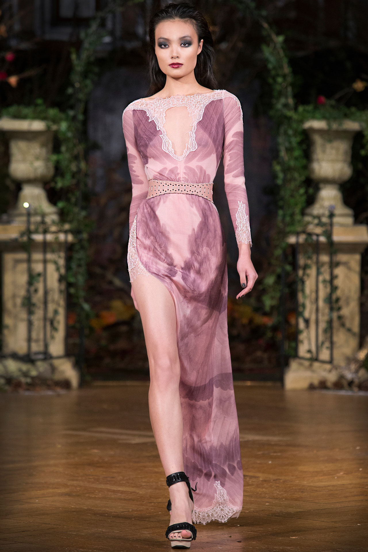 AW16  LOOK 25