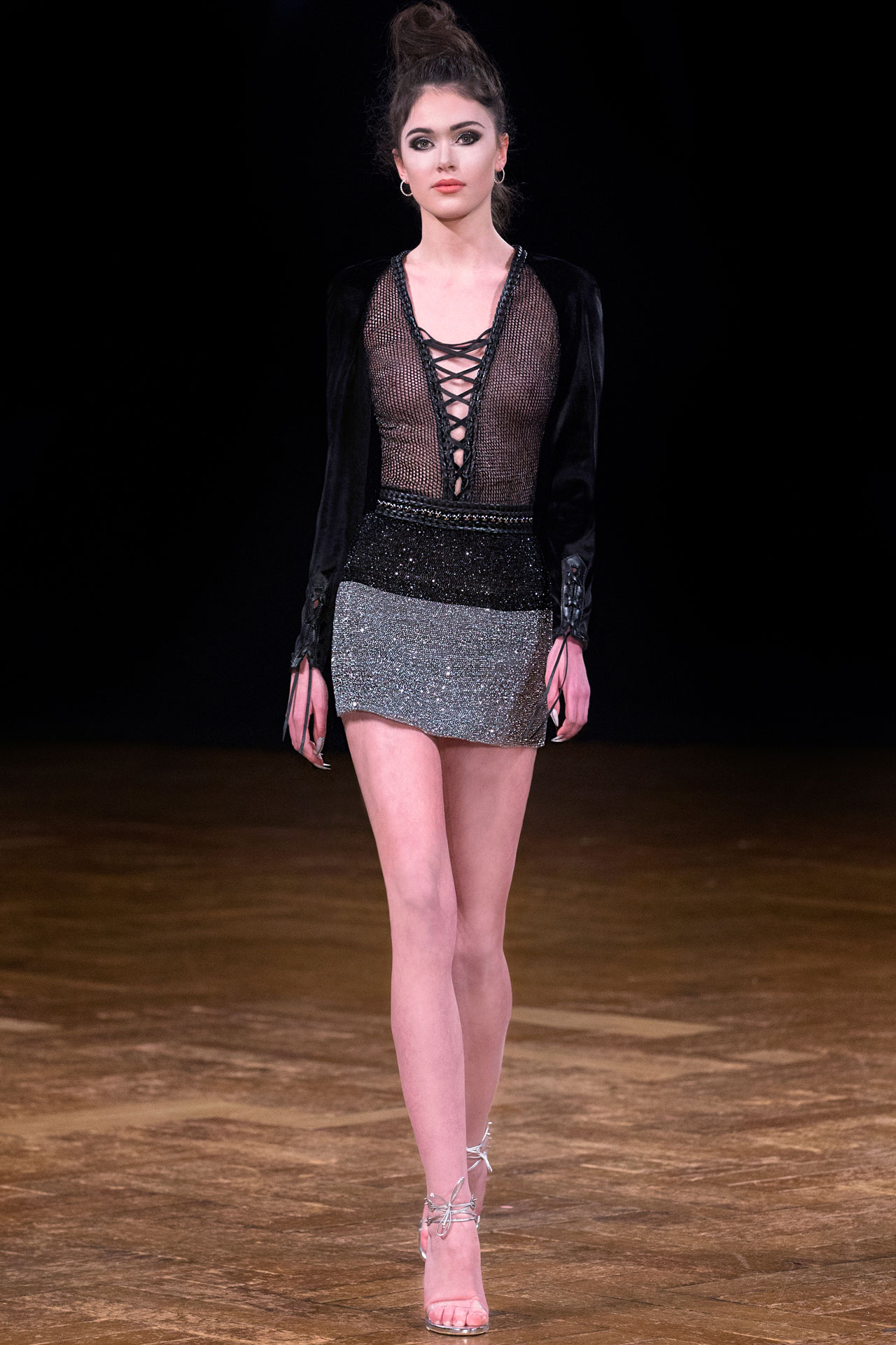 AW18 LOOK 32