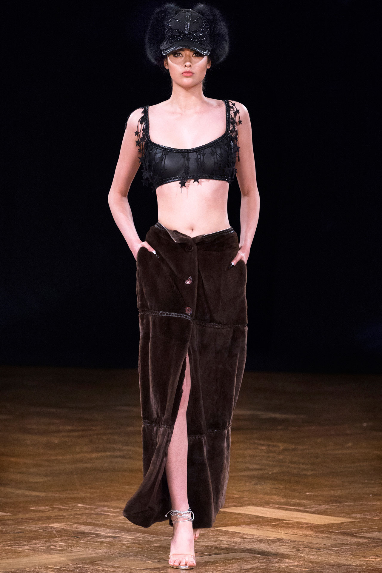 AW18 LOOK 33
